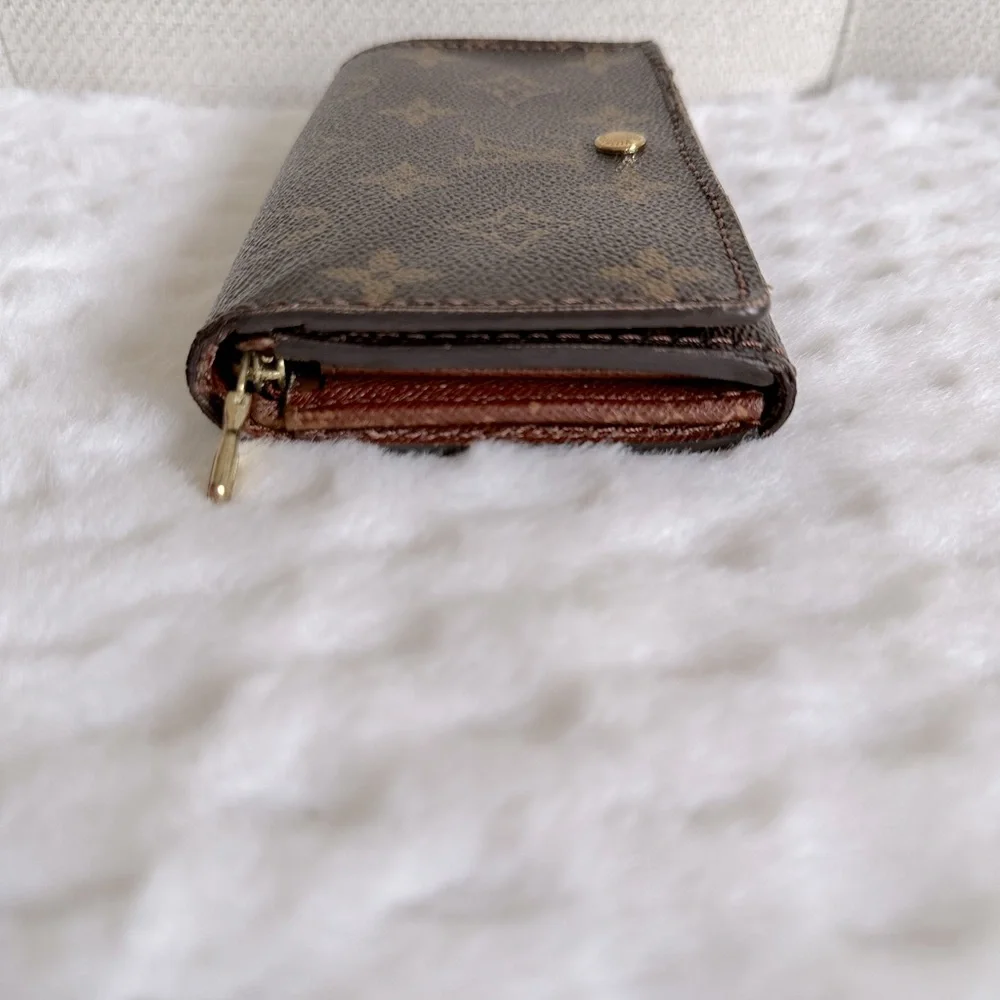 Louis Vuitton Wallet